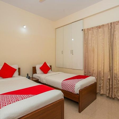 Hotel Oyo 4797 Lulu Hospitality Yelahanka Esterno foto
