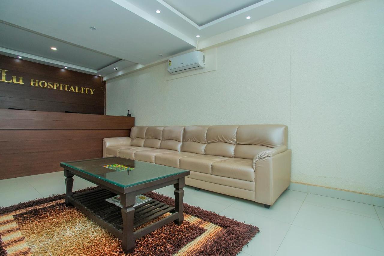 Hotel Oyo 4797 Lulu Hospitality Yelahanka Esterno foto