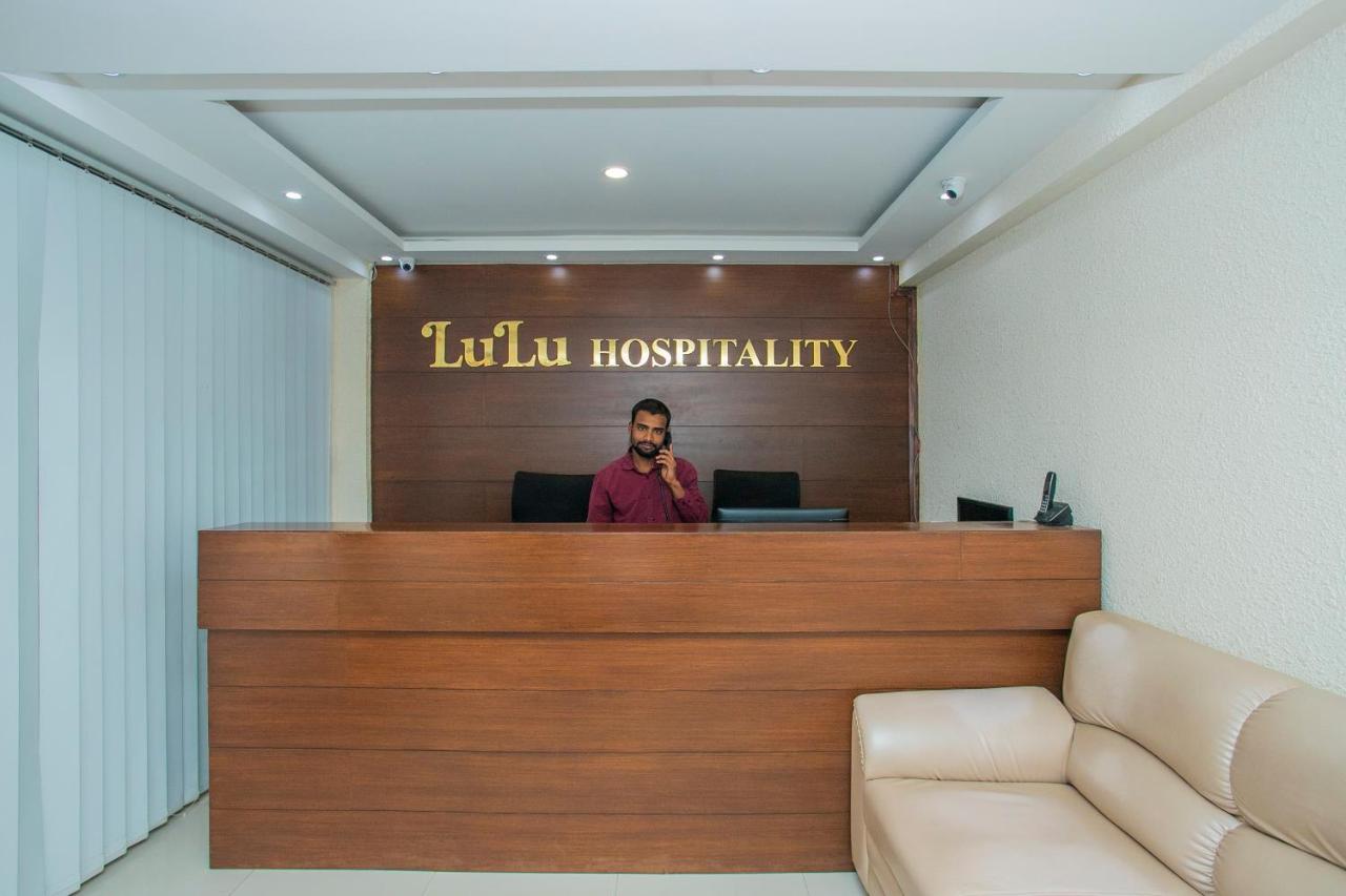 Hotel Oyo 4797 Lulu Hospitality Yelahanka Esterno foto