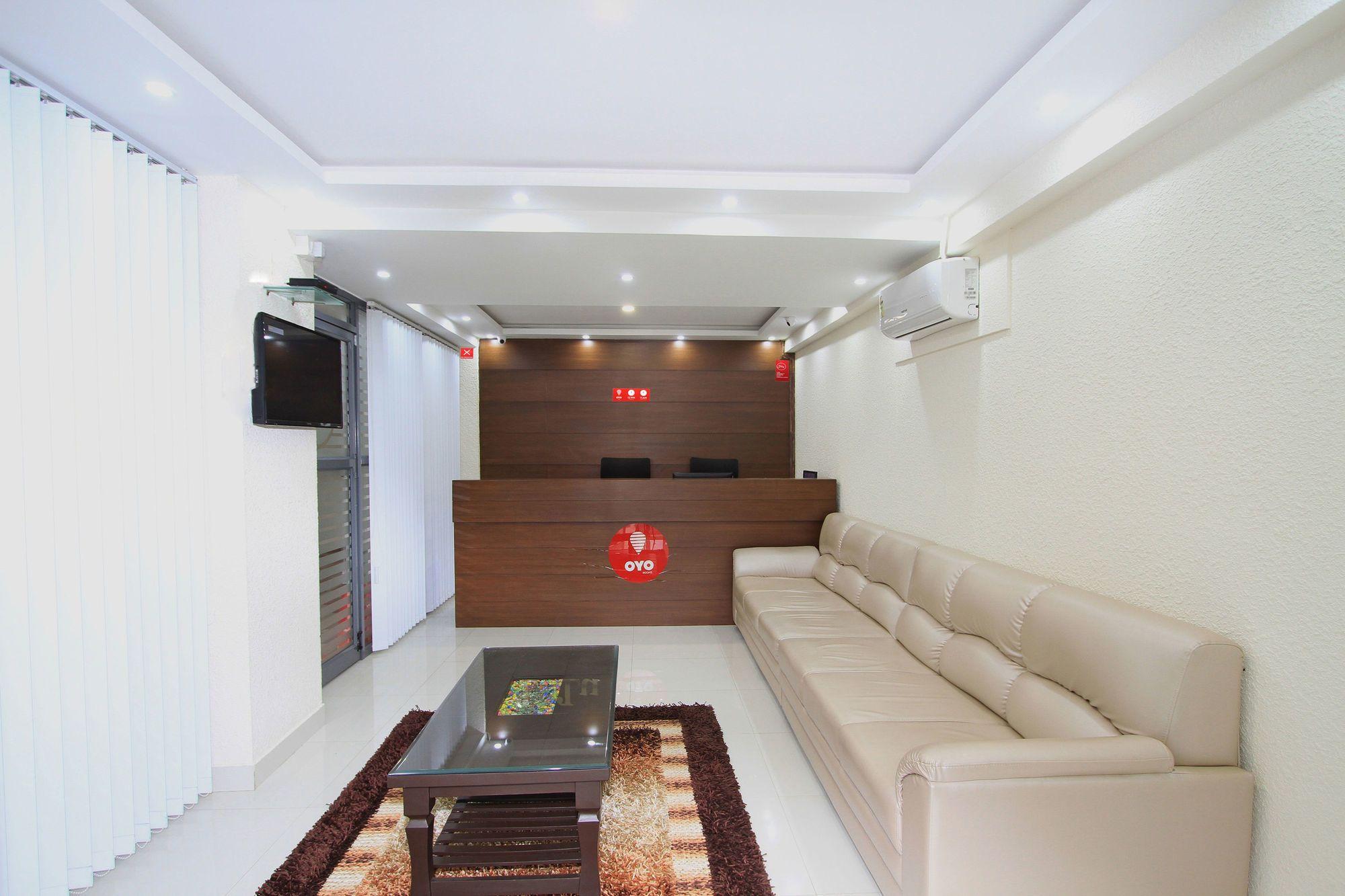 Hotel Oyo 4797 Lulu Hospitality Yelahanka Esterno foto